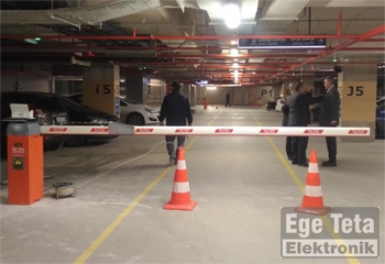 07 Mafsal Kırılan Kollu Bariyer