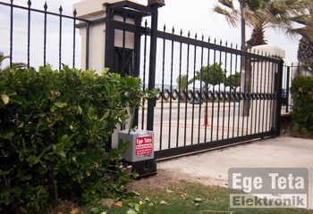 12 Faac Yana Kayar Kapı - İzmir Çeşme