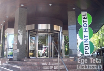 37 Otomatik Döner Kapı  