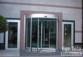 60 Otomatik Döner Kapı  