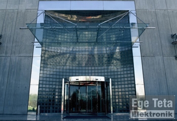 64 Otomatik Döner Kapı  