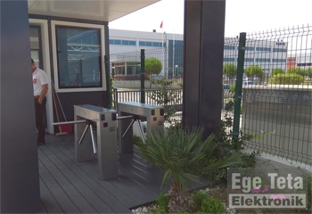 13 Personel Devam Kontrol Sistemi  