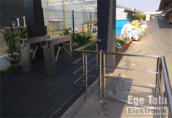 14 Personel Devam Kontrol Sistemi  