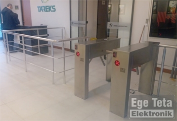 18 Personel Devam Kontrol Sistemi  