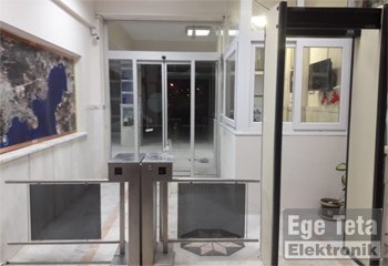 16 Turnike Geçiş Kontrol  