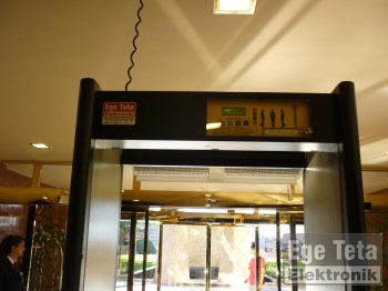 03 Kapı Tipi Metal Dedektörü  