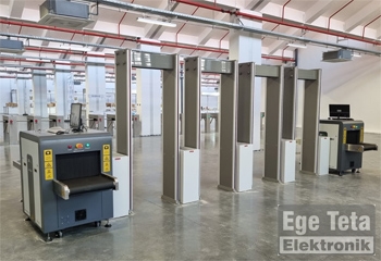 10 Kapı Tipi Metal Dedektörü  