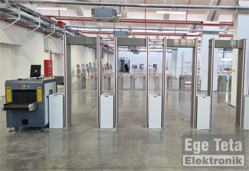 11 Kapı Tipi Metal Dedektörü  