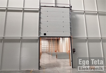 04 Endüstriyel Seksiyonel Kapı  