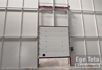 05 Endüstriyel Seksiyonel Kapı  