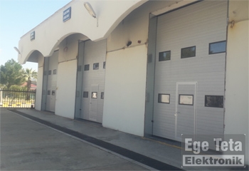 09 Endüstriyel Seksiyonel Kapı  