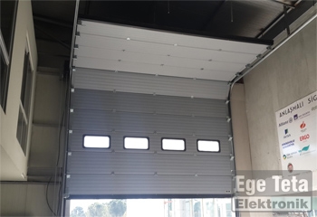 18 Endüstriyel Seksiyonel Kapı  