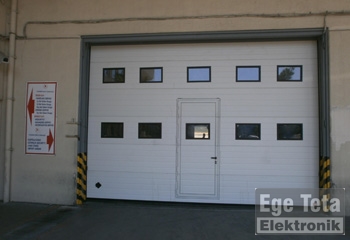 22 Endüstriyel Seksiyonel Kapı  