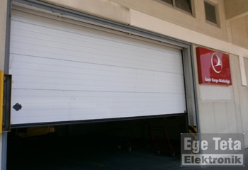 25 Endüstriyel Seksiyonel Kapı  