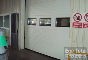 28 Endüstriyel Seksiyonel Kapı  