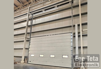 31 Endüstriyel Seksiyonel Kapı  