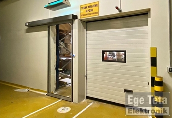 35 Endüstriyel Seksiyonel Kapı  