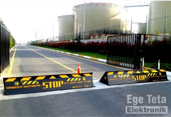 17 Hidrolik Road Blocker  