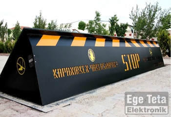 18 Hidrolik Road Blocker  