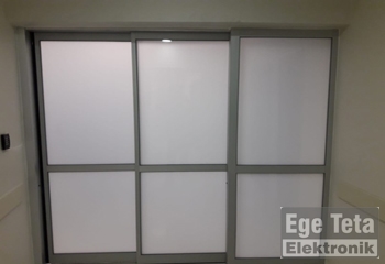 12 Teleskopik Fotoselli Kapı  