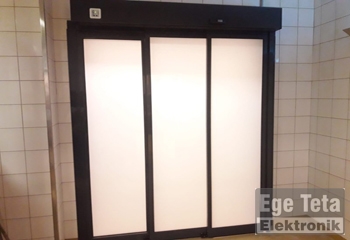 13 Teleskopik Fotoselli Kapı  