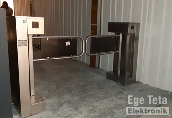 08 Engelli Geçiş Turnikeleri  - VP125B